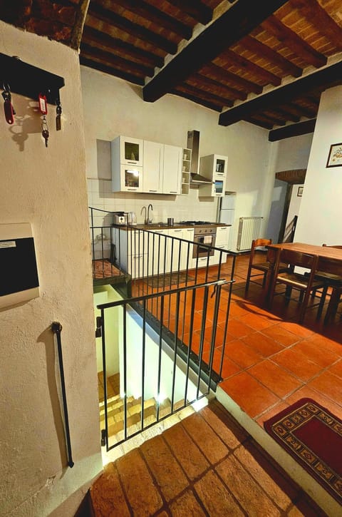 Facade/entrance, kitchen