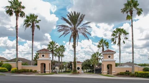 Sunny`s Florida Villa House in Haines City