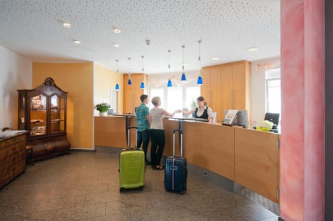 Lobby or reception, Family