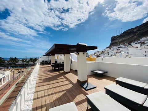 luxury penthouse with ocean and beach views in Puerto de Mogan Condominio in Lomo Quiebre