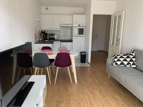 Proche plage, appartement moderne et équipé pour 4 personnes - FR-1-482-82 Apartment in Fort-Mahon-Plage