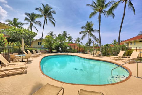 Keauhou Palena - 2nd floor unit overlooking the golf course KP604 Condo in South Kona