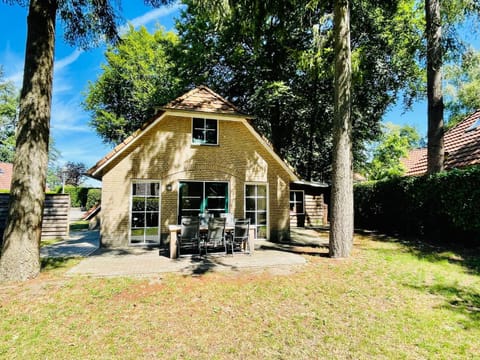 Lovely Holiday Home in Lunteren near Forest Casa in Lunteren