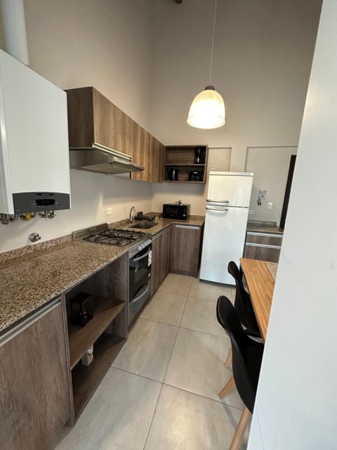 Kitchen or kitchenette, minibar, pet friendly, stove, toaster