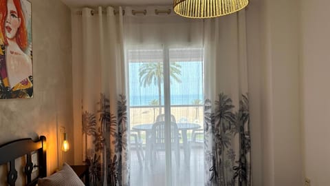 CAPRI GANDIA PRIMERA LÍNEA - Alquiler solo familias Apartment in Safor