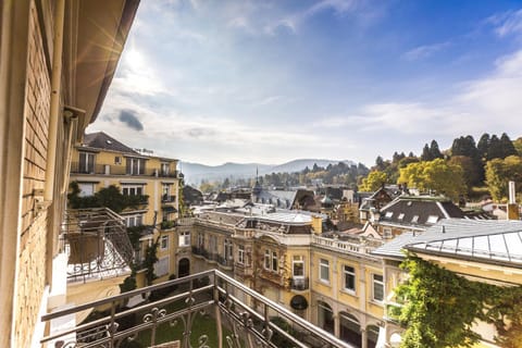 Facade/entrance, Day, Bird's eye view, Balcony/Terrace