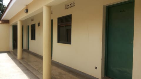 Jojo's Palace Annex Hotel in Uganda