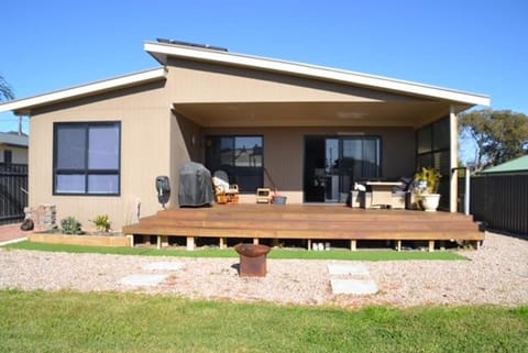 The Baltimore House - Family Getaway Maison in Port Lincoln