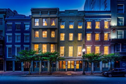 Property building, Facade/entrance, City view