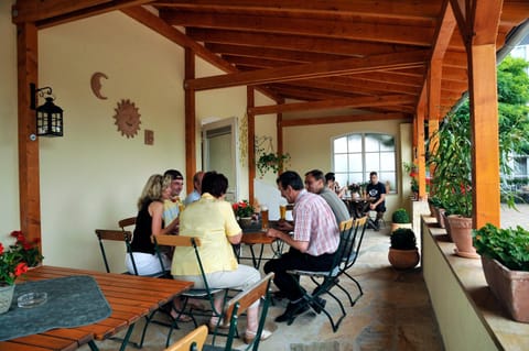 Balcony/Terrace, group of guests