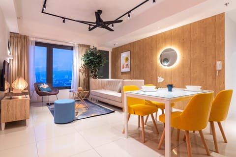 ❈ Tropicana 218 by ALV Suites ❈ Apartment in George Town