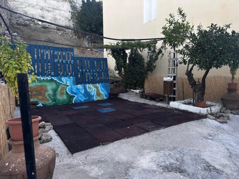 Μπαλκόνι του Αιγαίου father's house in Kimi Apartment in Euboea