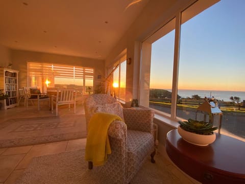Natural landscape, Seating area, Dining area, Sea view