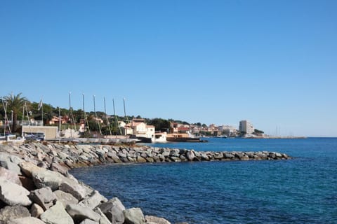 Neighbourhood, Natural landscape, Sea view