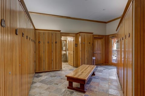 Jackpine Lodge by Summit County Mountain Retreats House in Keystone
