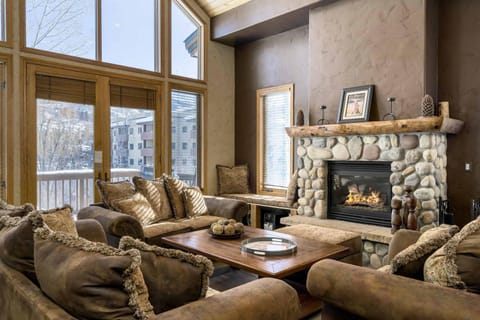 Evergreens 04 House in Steamboat Springs