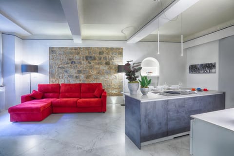 Kitchen or kitchenette, Living room