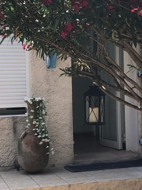 LE BONHEUR AVEC PISCINE ET JARDIN House in Cassis