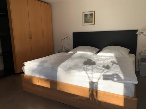 F80-Die FEINE Ferienwohnung Apartment in Regensburg