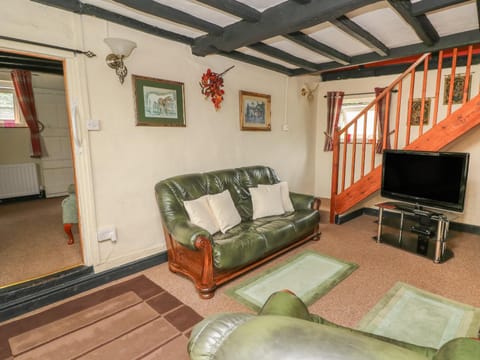 Caerau Farm House House in Wales