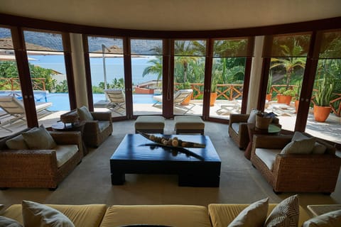 Hear the waves kiss the shoreline! Stunning beach house in five-star beachfront resort Casa in La Cruz de Huanacaxtle