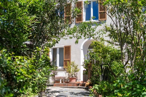 Property building, Garden view