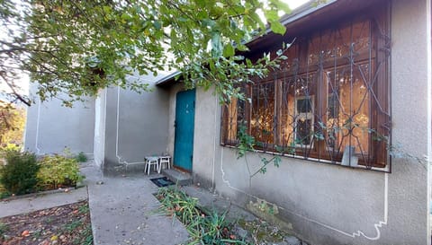 Property building, Day, Garden, Garden view