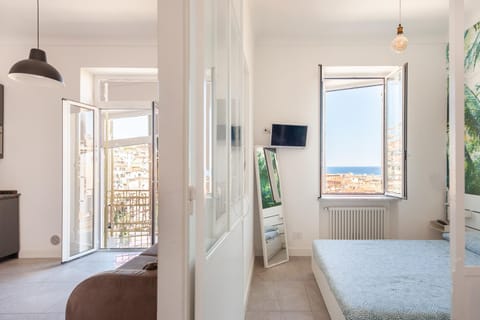 Communal lounge/ TV room, TV and multimedia, View (from property/room), Other, Sea view, kitchen