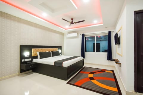 OYO Collection O Red Velvet Premium Hotel in Bhubaneswar