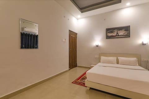 FabHotel SR Inn Hôtel in Lucknow
