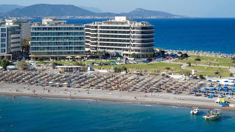 Neighbourhood, Bird's eye view, Beach