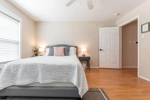 Escape to a Restored 1920s East Waco Bungalow House in Waco