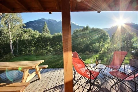 Garden, Balcony/Terrace, Mountain view