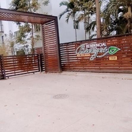Your Space piscina, parque infantil, 3 habitaciones , Res Breezes Santiago Condominio in Gurabo