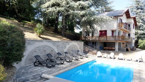 Property building, Living room, Swimming pool, Swimming pool