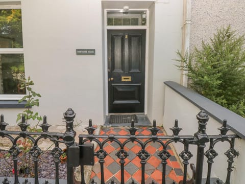 Hawthorn House House in Wales