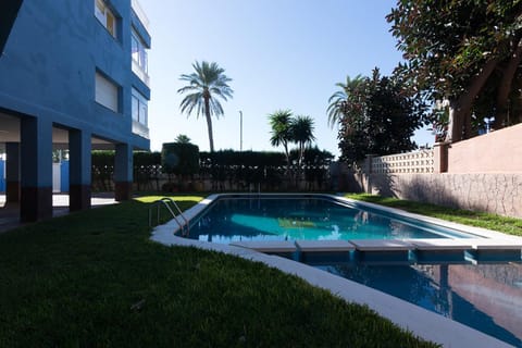 Apartamento en 1era linea mar con terraza de 25m2 Condo in Castelldefels