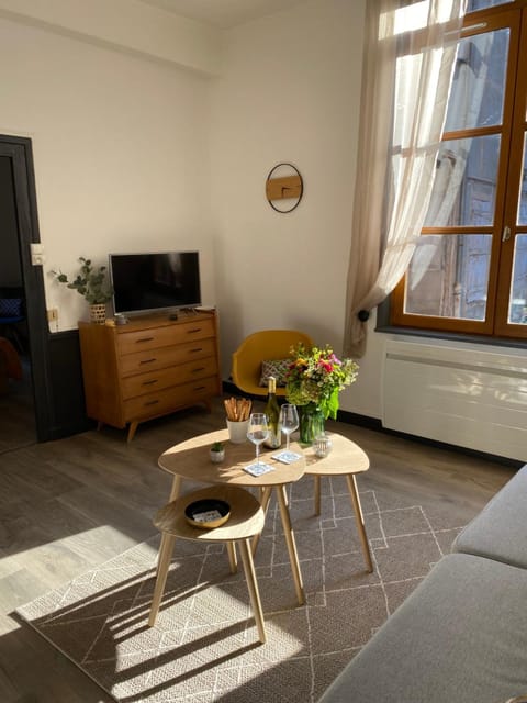 joli appartement quartier historique, 5 pers Apartment in Moulins