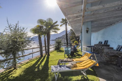 Day, Garden, View (from property/room), Balcony/Terrace, Beach, Lake view