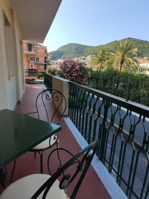 Hannalore - By Ligooria Apartment in Pietra Ligure