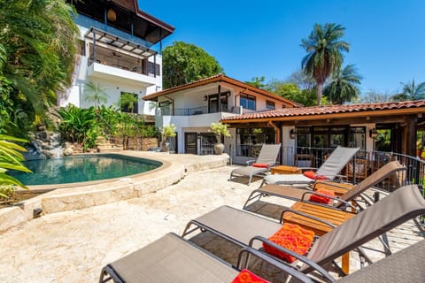 Luxury Ocean-View Flamingo Home with Pool, Apartment and Party Deck Casa in Playa Flamingo