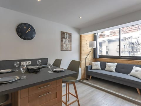 appartement 4 personnes, très cosy et fonctionnel, 2 chambres séparées, vue montagne, exposé nord, départ ski aux pieds - FR-1-545-13 Apartment in Val Thorens
