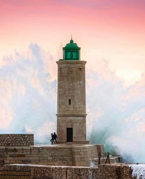 Nearby landmark, Day, Natural landscape, Landmark view, Sea view
