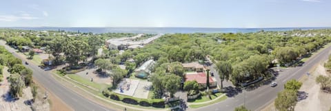 Bird's eye view, Street view