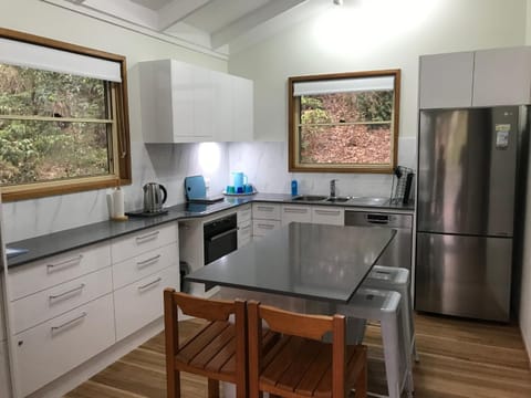 Araluen Casa in Smiths Lake