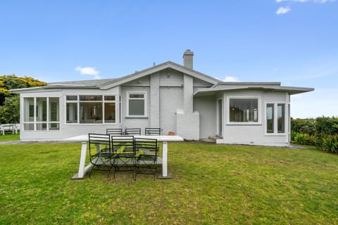 Nga Karoro - Raumati Beach Holiday Home Haus in Wellington Region