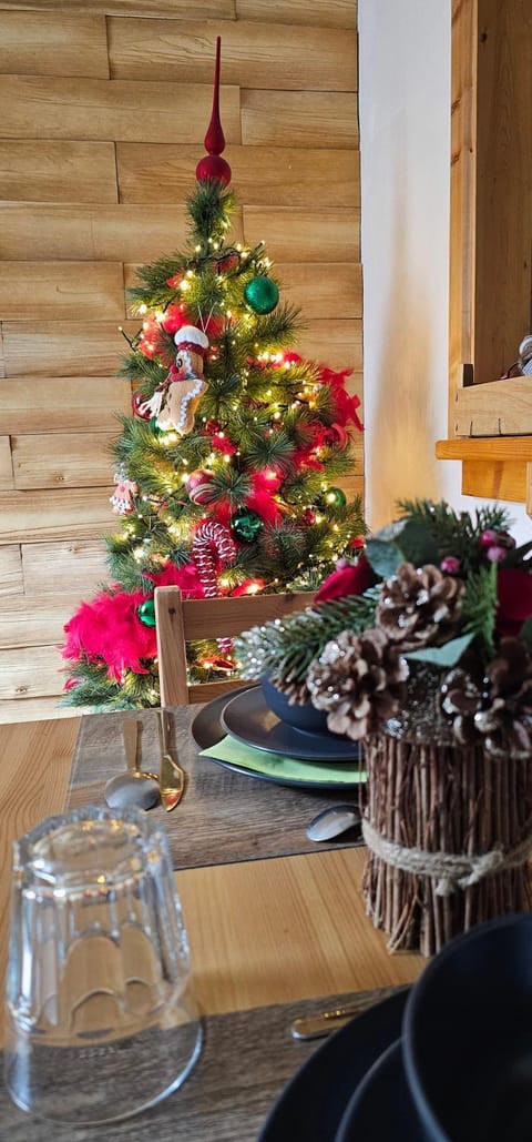 Le Cosy - Queen-size, full équipé, wifi, parking Apartment in Wallonia, Belgium