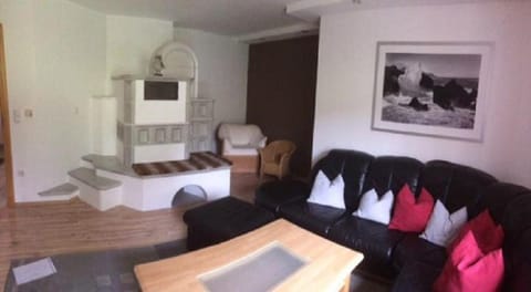 Living room, Photo of the whole room, On site
