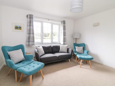 Summercourt House in England