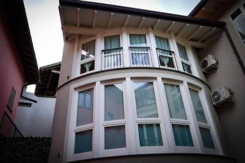 L'Attico del Lago Apartment in Lombardy